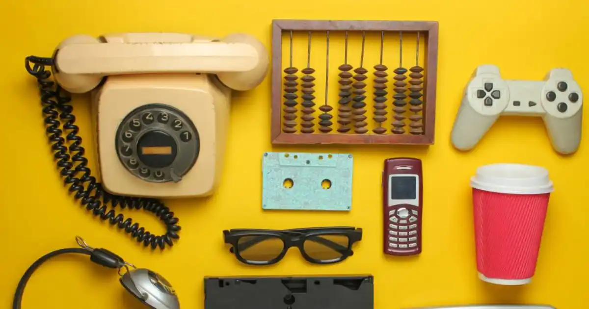 ইতিহাস আৰু বৰ্তমানৰ প্ৰযুক্তি-storage device to tv in Assamese